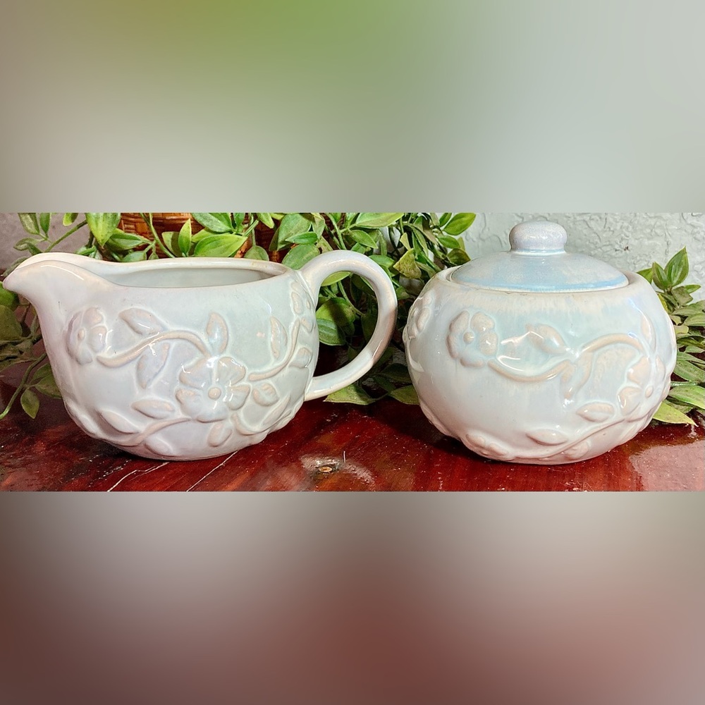 Sugar & Cream Set Margeaux Light Blue & Cream Vintage